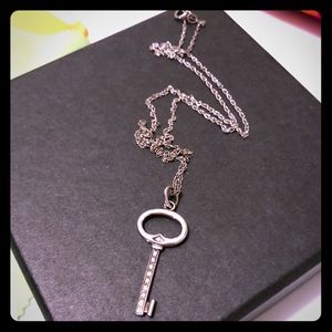 Kay Jewelers Key necklace
